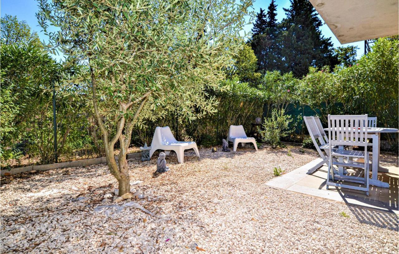 Lovely Apartment In Orange With Kitchen Orange (Vaucluse) Exterior foto